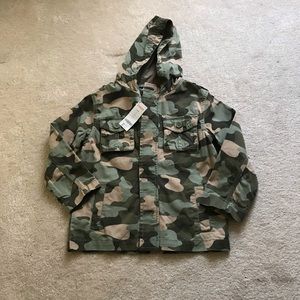 GYMBOREE BOYS SIZE 5-6 CAMO LIGHT WEIGHT JACKET